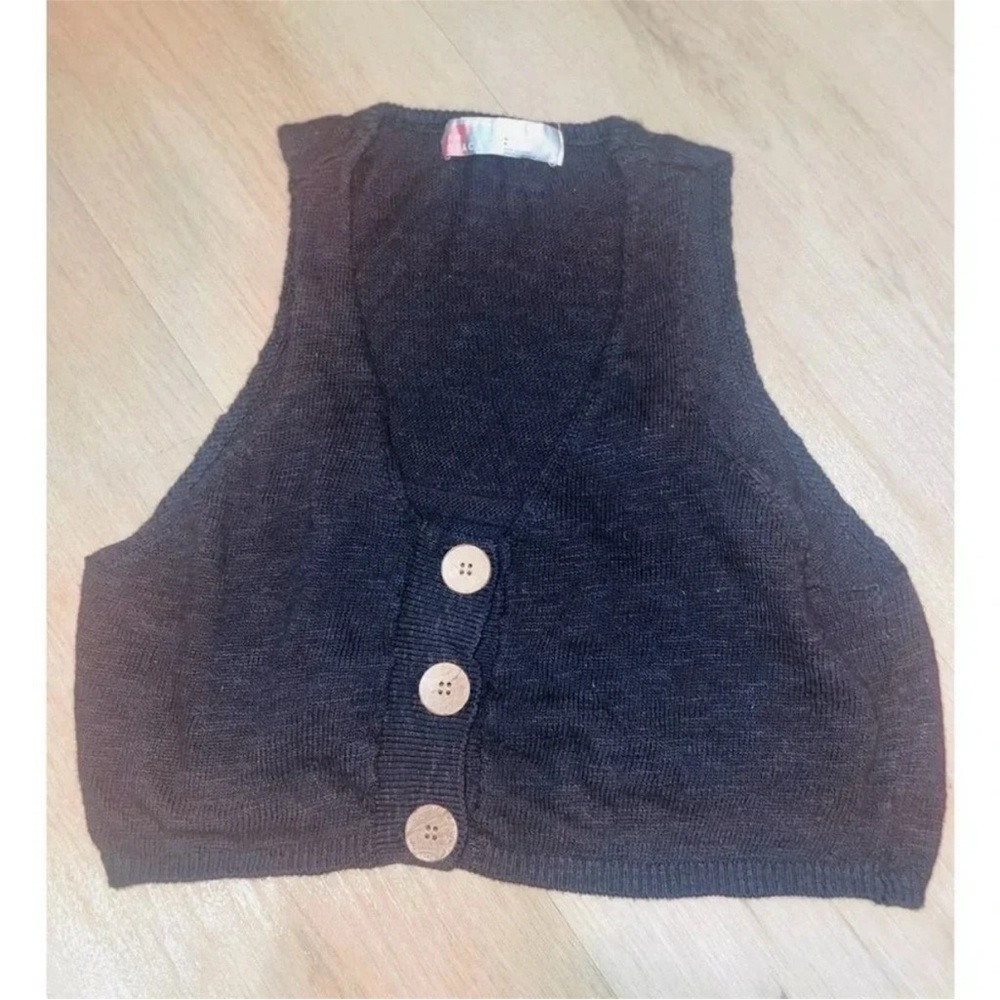 Free People Kai 2 piece Black Knit Cardigan, crop Tank with buttons set small - Picture 12 of 16